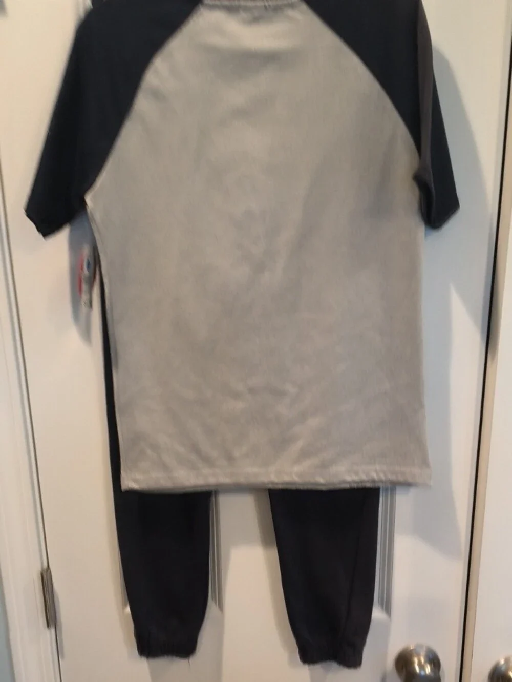 Kids Raglan Tee & Jogger Set with Bear Graphic - Gray & Navy